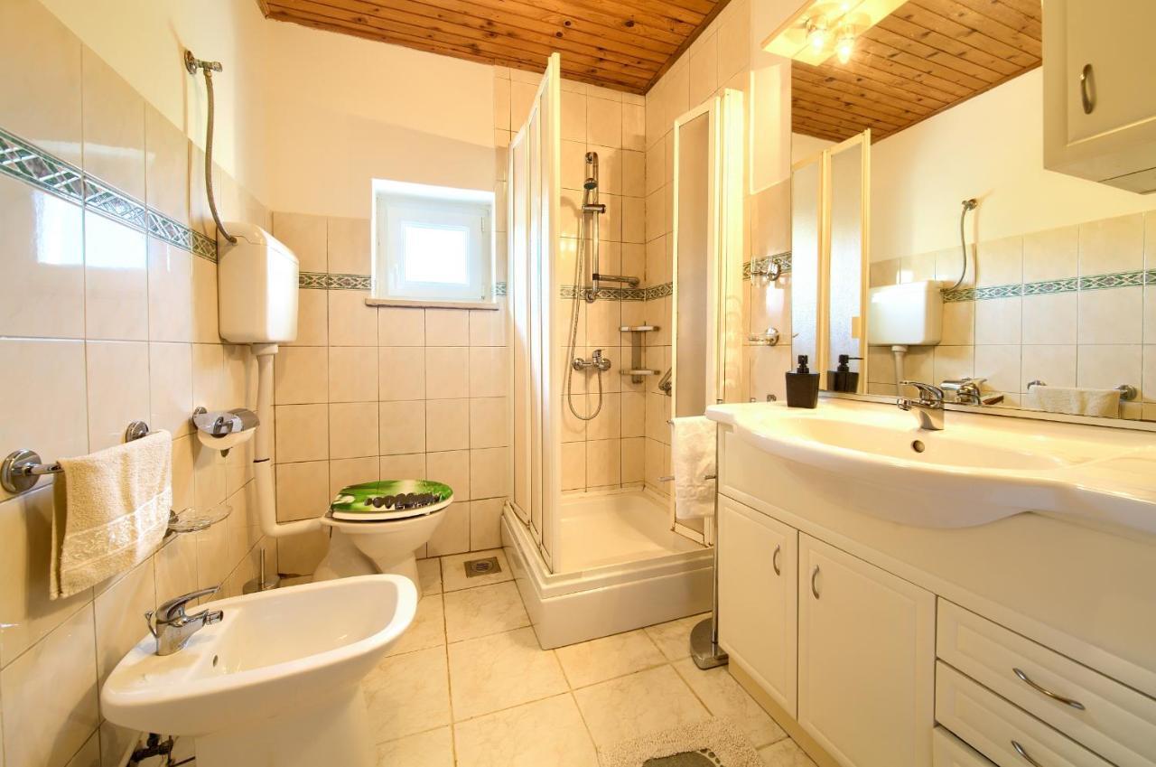 Apartment Lipovac Malinska Eksteriør bilde