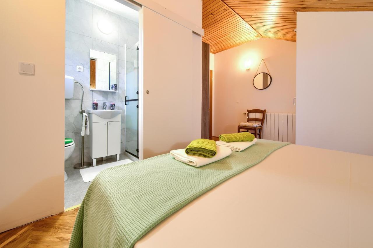 Apartment Lipovac Malinska Eksteriør bilde